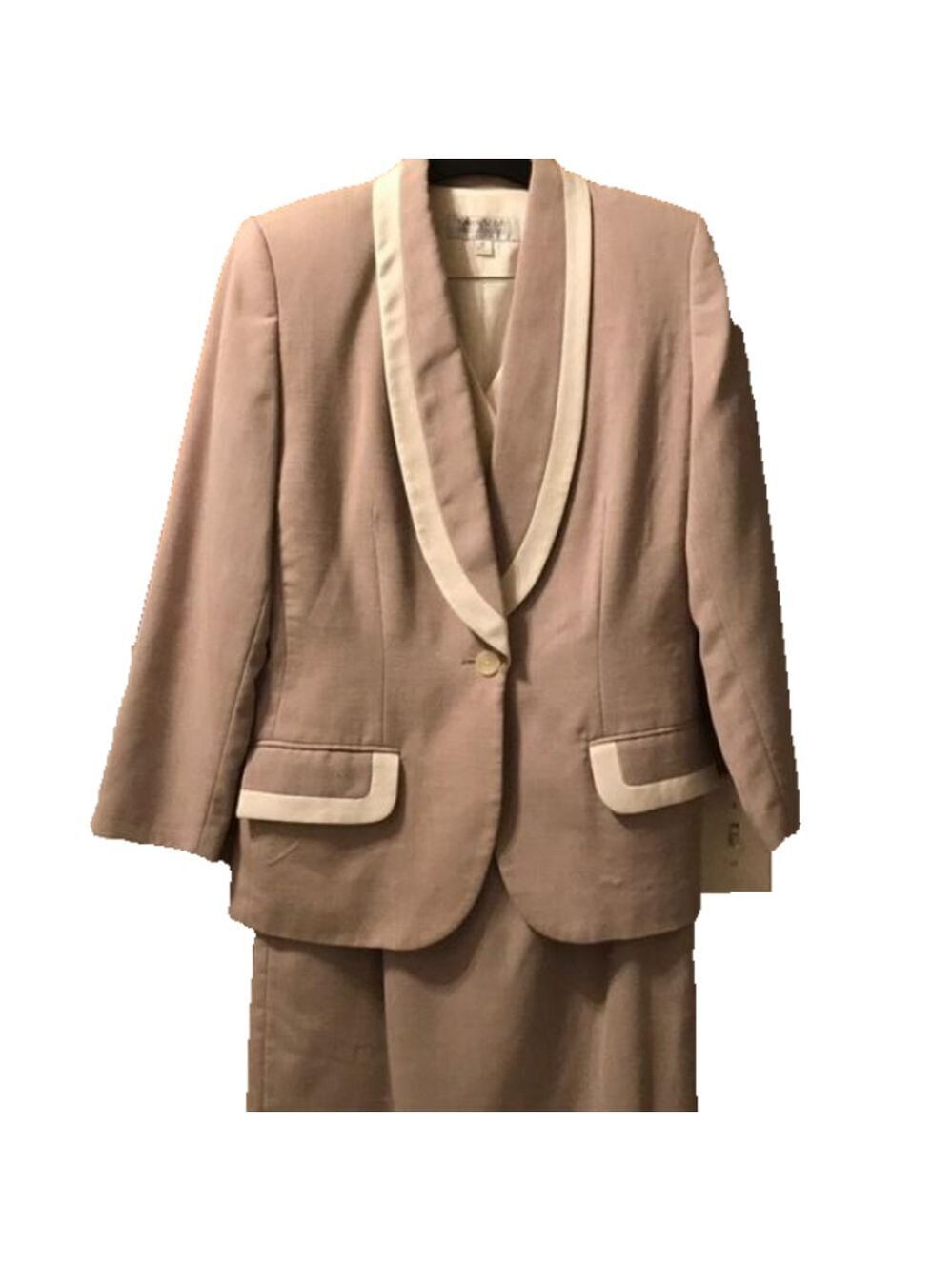 Karen Scott 80’s 3 piece suit.